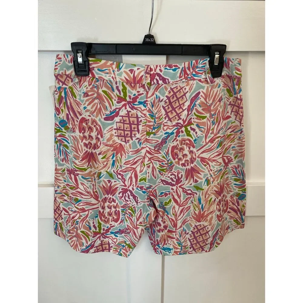 Women's‎ Pineapple pattern shorts size 6